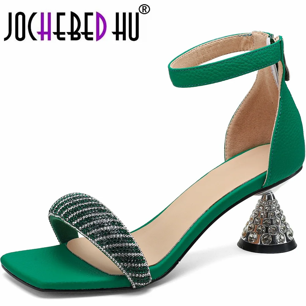 Женские сандалии из натуральной кожи, на Высоком толстом каблуке, с молнией сзади
Женские сандалии из натуральной кожи, на Высоком толстом каблуке, с молнией сзади