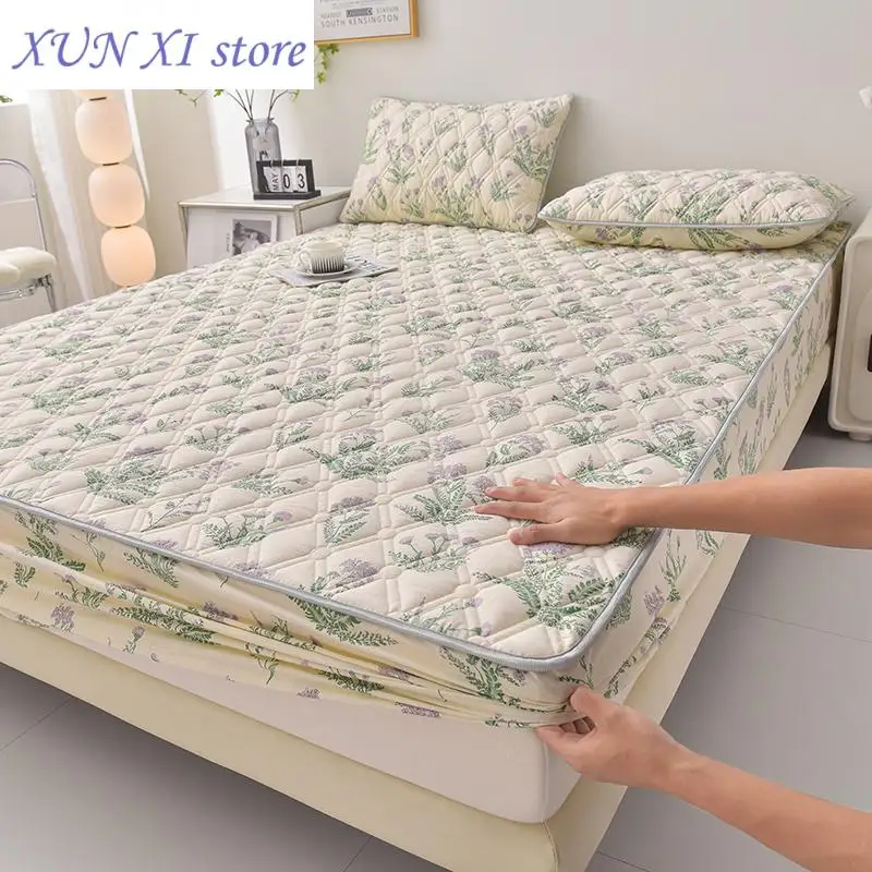 New Thicken Mattress Cover for Home funda de 100% Cotton Fitted Bedsheet King Size Floral Bed Covers 150x200(no pillowcase)
New Thicken Mattress Cover for Home funda de 100% Cotton Fitted Bedsheet King Size Floral Bed Covers 150x200(no pillowcase)