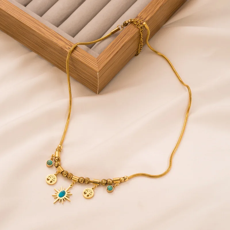 18K gold-plated stainless steel necklace for girls inlaid with turquoise titanium steel necklace
18K gold-plated stainless steel necklace for girls inlaid with turquoise titanium steel necklace