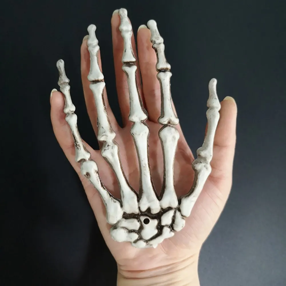 Halloween Plastic Skeleton Hand Halloween Toys Party Toys Skeleton Hand Toy Cosplay Toy For Baby
Halloween Plastic Skeleton Hand Halloween Toys Party Toys Skeleton Hand Toy Cosplay Toy For Baby