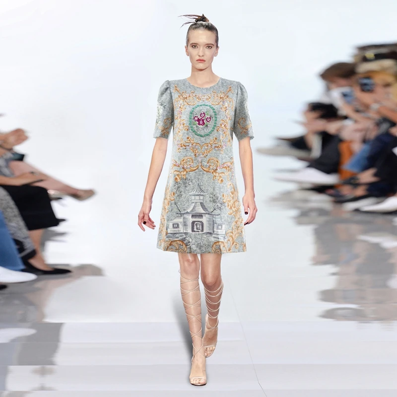 European station summer new women's round neck short sleeve diamond studded three-dimensional bead Printed Dress
European station summer new women's round neck short sleeve diamond studded three-dimensional bead Printed Dress