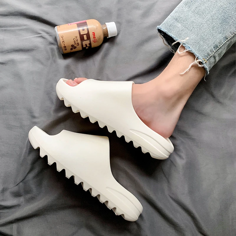 Summer New 2023 Slippers for Women Luxury Slides Elegant Sandals Home Indoor House Slipper Female Fashion Designer Platform Cute
Summer New 2023 Slippers for Women Luxury Slides Elegant Sandals Home Indoor House Slipper Female Fashion Designer Platform Cute