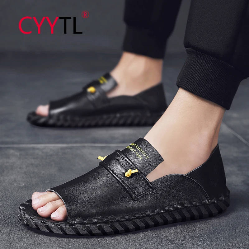 Сандалии CYYTL мужские кожаные, повседневные удобные летние пляжные тапочки с открытым носком, легкая модная Уличная обувь с прострочкой
Сандалии CYYTL мужские кожаные, повседневные удобные летние пляжные тапочки с открытым носком, легкая модная Уличная обувь с прострочкой