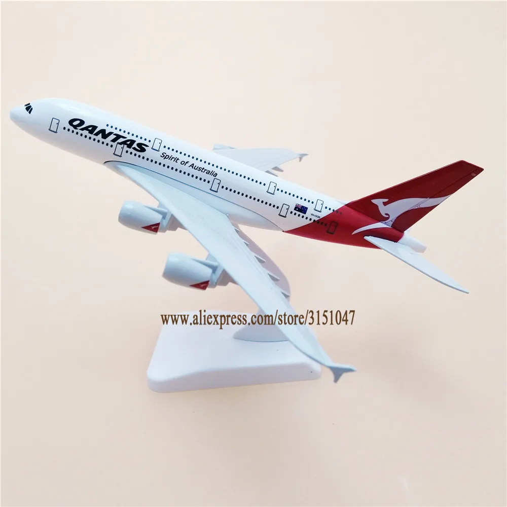 Модель самолета авиакомпании QANTAS Spirit из Австралии, модель самолета авиакомпании A380 из металлического сплава, модель самолета QANTAS Airbus 380
Модель самолета авиакомпании QANTAS Spirit из Австралии, модель самолета авиакомпании A380 из металлического сплава, модель самолета QANTAS Airbus 380