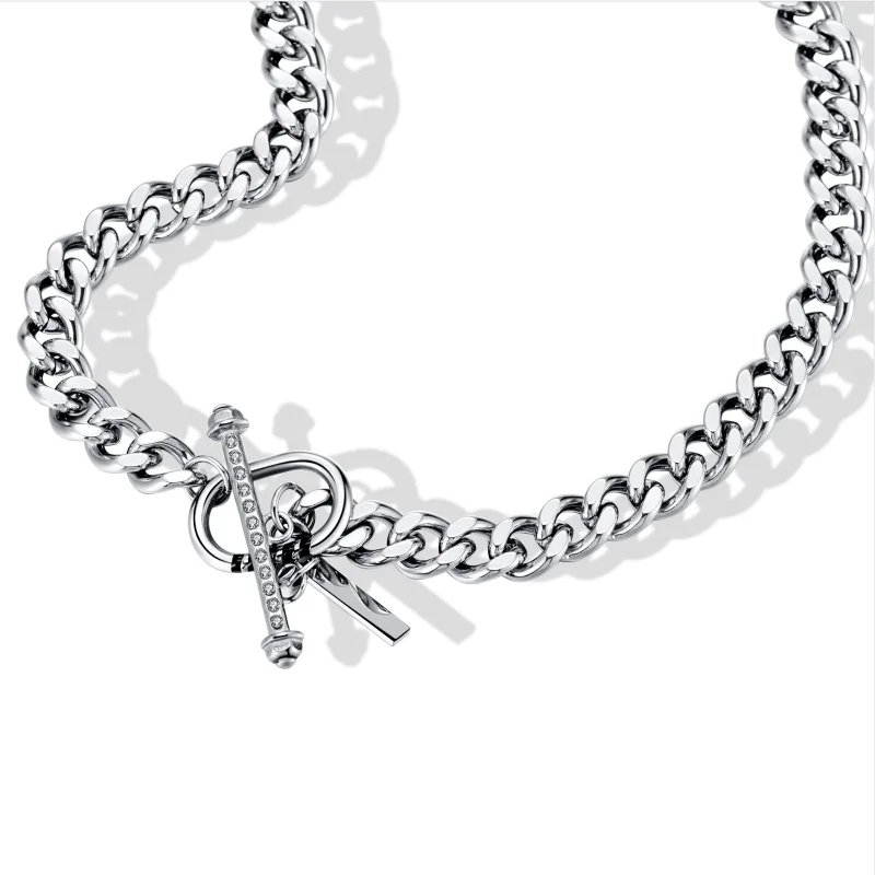 Hip Hop Stylish Titanium Steel Zircon Inlaid Charm OT Cuban Chain Necklace Fahion Neck Jewelry for Men/Women
Hip Hop Stylish Titanium Steel Zircon Inlaid Charm OT Cuban Chain Necklace Fahion Neck Jewelry for Men/Women