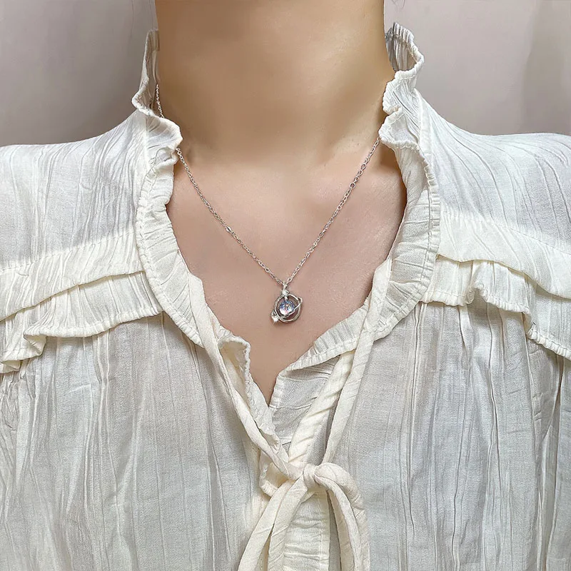 KOFSAC Beautiful Crystal Planet Pendant Necklace Women 925 Silver Trendy Jewelry Glamorous Zircon Star Surround Necklace Gift
KOFSAC Beautiful Crystal Planet Pendant Necklace Women 925 Silver Trendy Jewelry Glamorous Zircon Star Surround Necklace Gift
