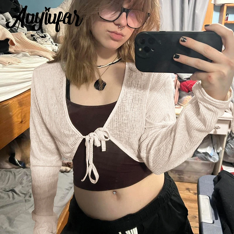 Auyiufar вязаные Ретро Y2k гранж повседневные тонкие Cargigans Fairycore винтажные женские топы на шнуровке милые тонкие уличные футболки
Auyiufar вязаные Ретро Y2k гранж повседневные тонкие Cargigans Fairycore винтажные женские топы на шнуровке милые тонкие уличные футболки