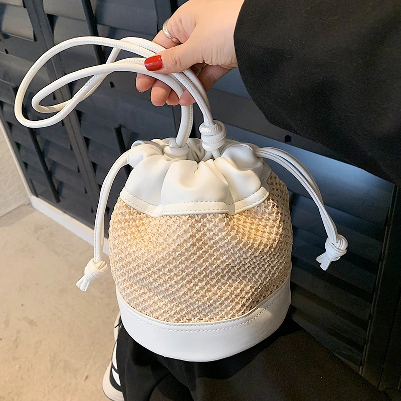 Casual Straw Weaving Luxury Designer Handbags Summer Versatile Bucket Shoulder Bags Fashion For Women 2023 Simple Style Purses
Casual Straw Weaving Luxury Designer Handbags Summer Versatile Bucket Shoulder Bags Fashion For Women 2023 Simple Style Purses