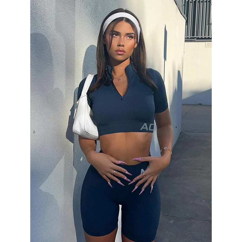 Gymdolphins Female Fashion Letter Printed Sports Suit Short Sleeves Zippered Top Tight Shorts Yoga Fitness Set For Women
Gymdolphins Female Fashion Letter Printed Sports Suit Short Sleeves Zippered Top Tight Shorts Yoga Fitness Set For Women