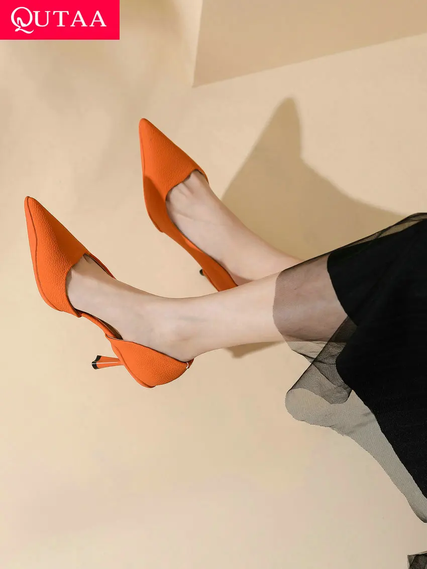 QUTAA 2022 Thin High Heel Shoes Woman Genuine Leather Slip On Women's Shoes Pointed Toe Working Dancing Ladies Pumps Size 34-39
QUTAA 2022 Thin High Heel Shoes Woman Genuine Leather Slip On Women's Shoes Pointed Toe Working Dancing Ladies Pumps Size 34-39
