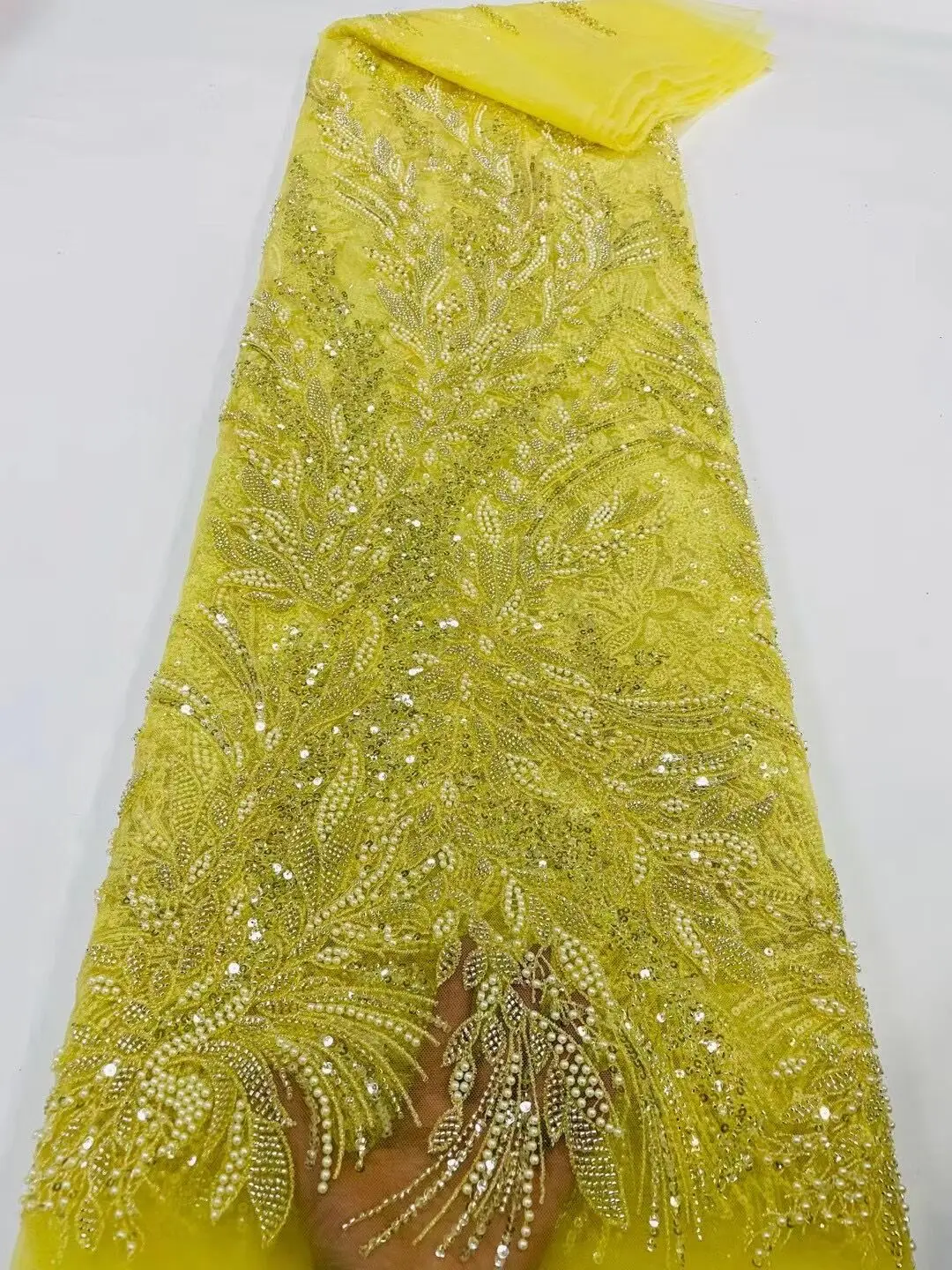 High Quality ZH-1228564 African Nigerian Tulle Lace Fabric with beads and sequins For Sewing Wedding Party Dress Embroidered
High Quality ZH-1228564 African Nigerian Tulle Lace Fabric with beads and sequins For Sewing Wedding Party Dress Embroidered