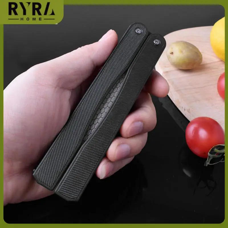 Surface Honeycomb Pattern Knife Sharpener Emery Sharpening Stone Double-sided Design Hand-held Black Sharpeners Labor-saving 91g
Surface Honeycomb Pattern Knife Sharpener Emery Sharpening Stone Double-sided Design Hand-held Black Sharpeners Labor-saving 91g