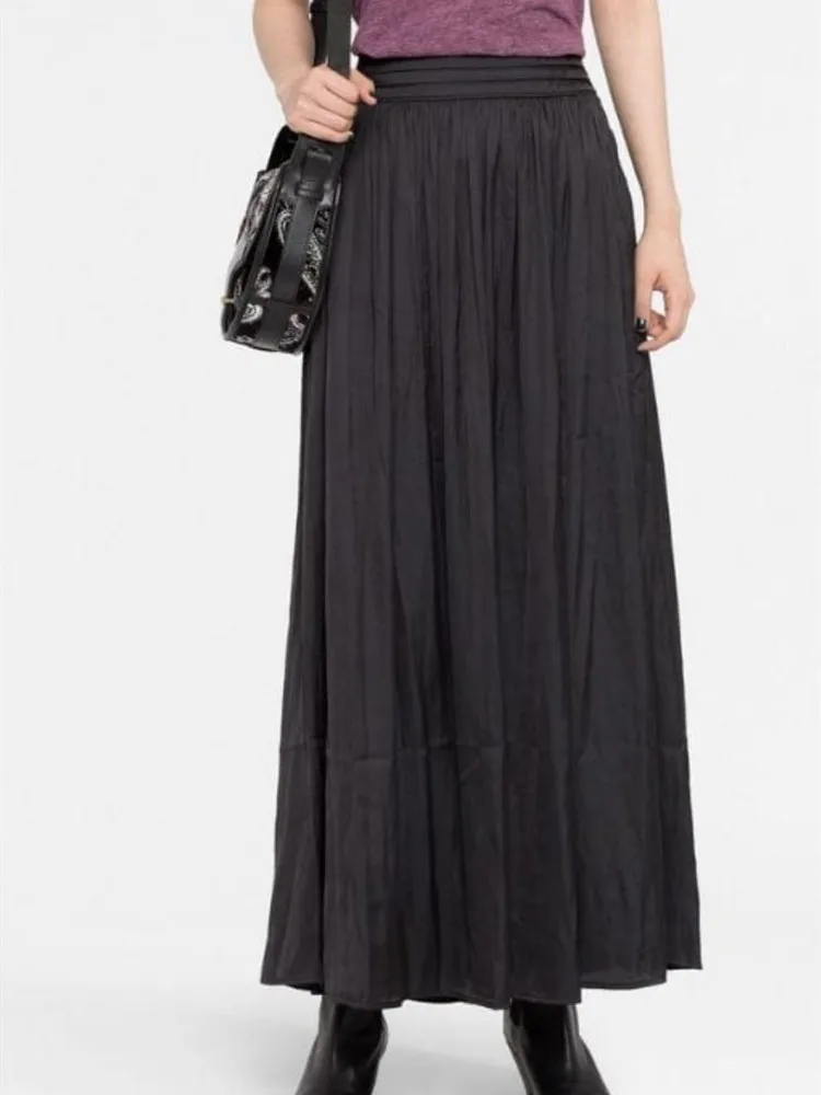 Women Simple Pleated Midi Skirt 2022 new High Waist Soft and Silky Drape fashion Female Jupe
Women Simple Pleated Midi Skirt 2022 new High Waist Soft and Silky Drape fashion Female Jupe