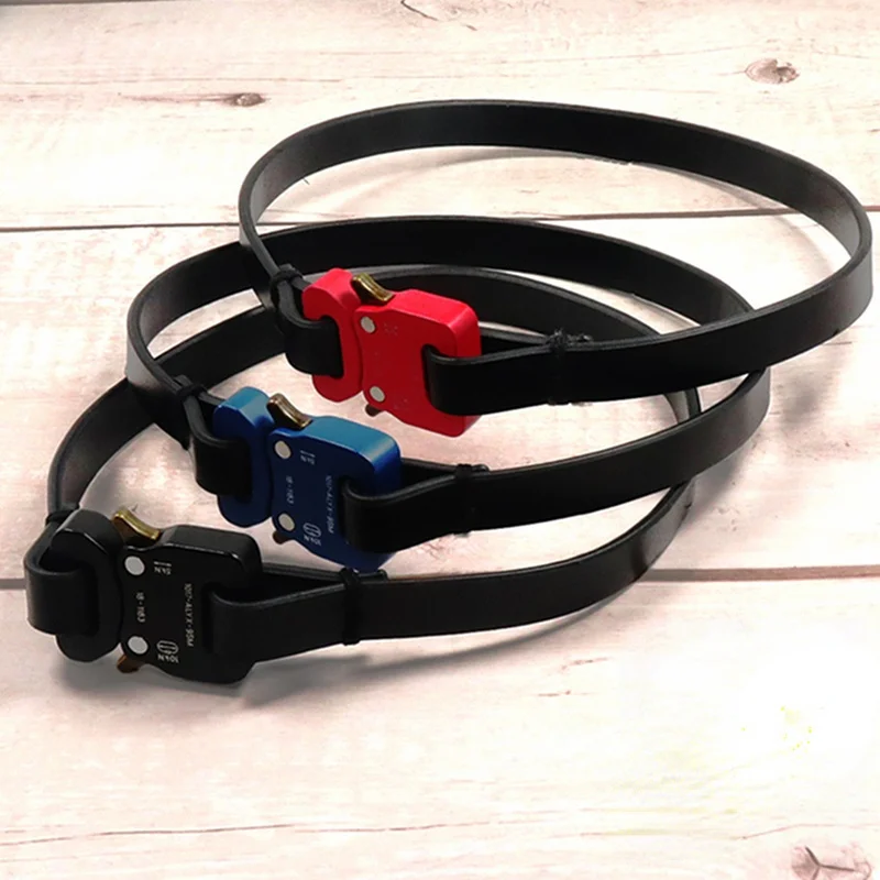 Fashion top quality Buckle Bracelet Men 1:1 Cow Leather 1017 ALYX 9SM Women Couple Bracelets Classic Press Metal Button
Fashion top quality Buckle Bracelet Men 1:1 Cow Leather 1017 ALYX 9SM Women Couple Bracelets Classic Press Metal Button
