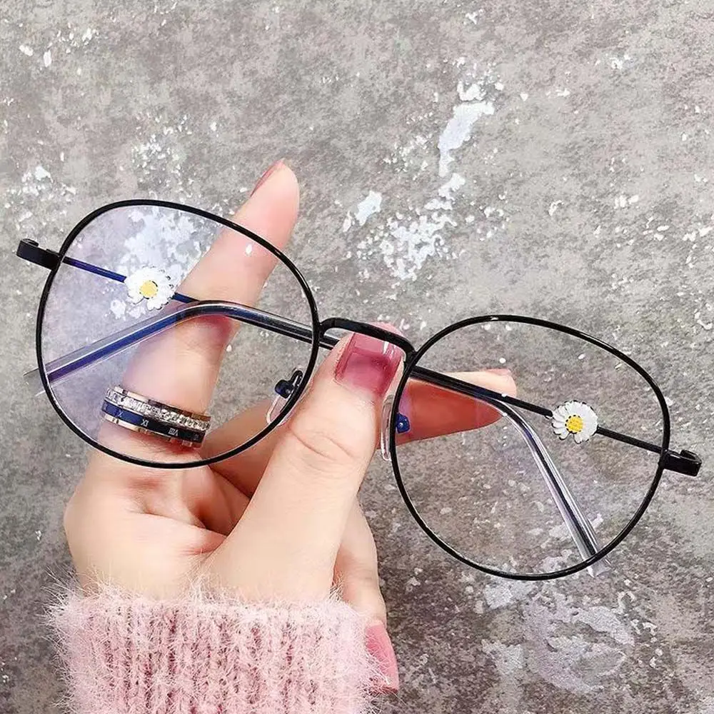 Temperament Round Daisy Big Frame Men Women Fashion Accessories Computer Eyewear Flat Glasses Clear Lens Glasses
Temperament Round Daisy Big Frame Men Women Fashion Accessories Computer Eyewear Flat Glasses Clear Lens Glasses