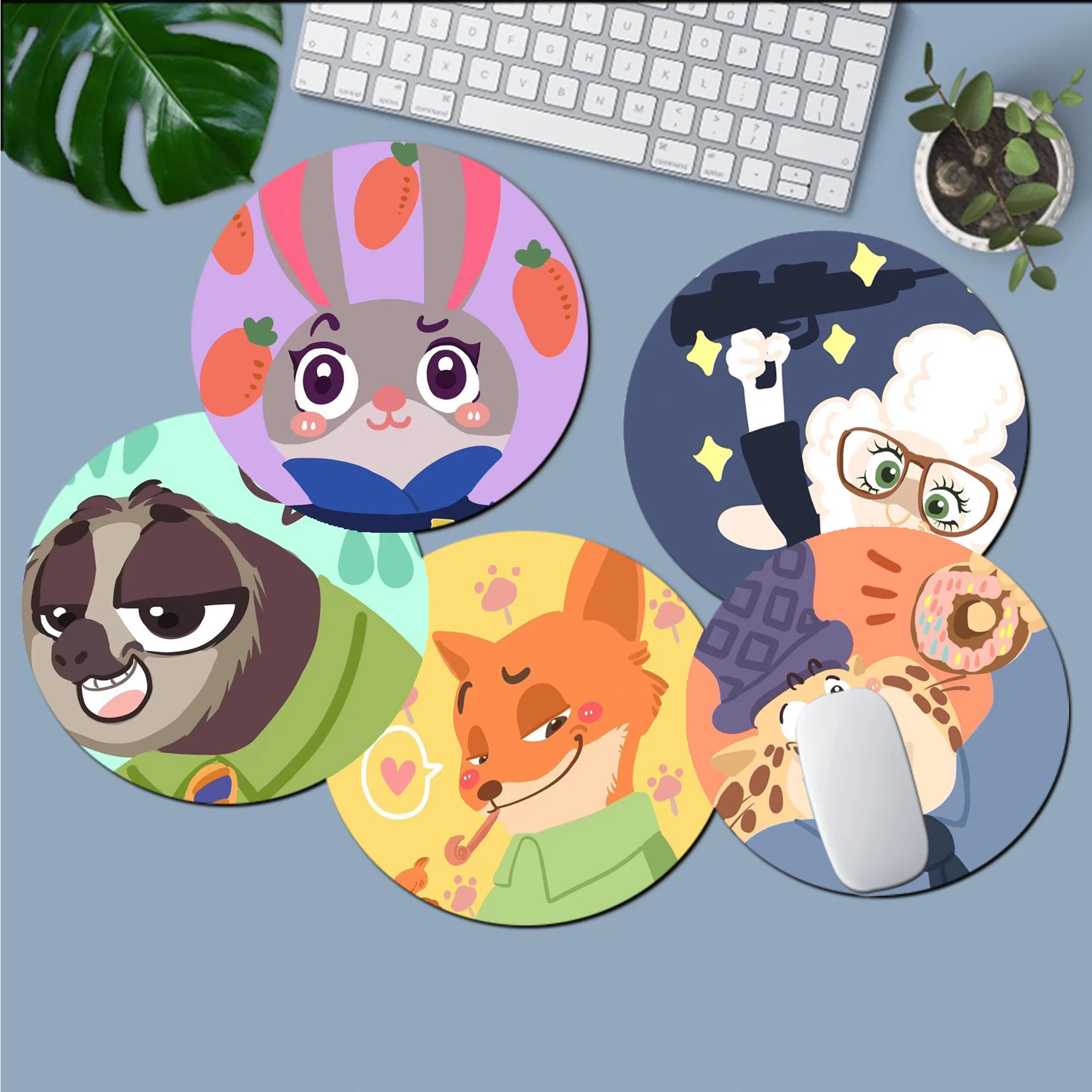 Disney Zootopia Anti-Slip Round Keyboard Mat Table Mat Students Cabinet Gamer Desktop Mousepad Cup Mats For PC Gamer Mousemat
Disney Zootopia Anti-Slip Round Keyboard Mat Table Mat Students Cabinet Gamer Desktop Mousepad Cup Mats For PC Gamer Mousemat