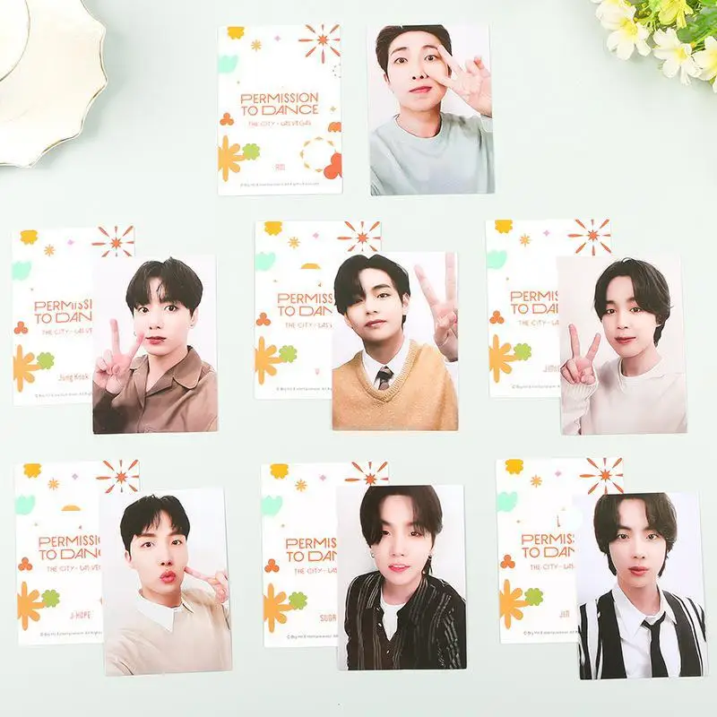 K-POP boys MERCH BOX Las Vegas PTD concert with the same photo card LOMO photo card High quality photo card Fan Gifts JIMIN SUGA
K-POP boys MERCH BOX Las Vegas PTD concert with the same photo card LOMO photo card High quality photo card Fan Gifts JIMIN SUGA
