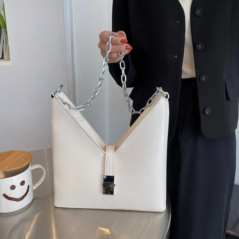 New Handbags for Women 2021Summer Fashion Chain Shoulder Bags Large Capacity Korean version Underarm bag Casual brand Totes Bag
New Handbags for Women 2021Summer Fashion Chain Shoulder Bags Large Capacity Korean version Underarm bag Casual brand Totes Bag