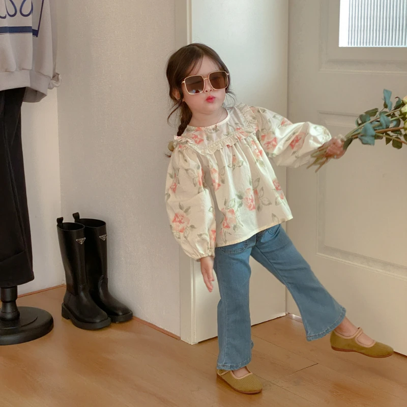 Spring Baby Girls Puff Sleeve Blouses Floral Printed Children Tops Korean Style Princess Kids Pleated Shirts
Spring Baby Girls Puff Sleeve Blouses Floral Printed Children Tops Korean Style Princess Kids Pleated Shirts