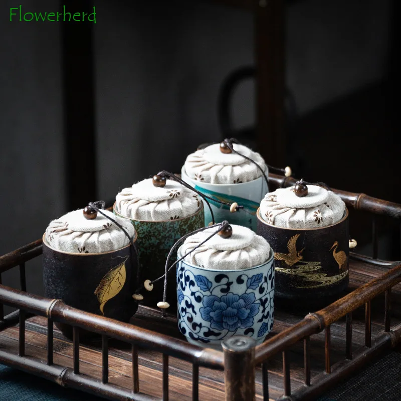 Japanese-style Kiln Change Ceramic Tea Pot Portable Travel Tea Organizer Black Tea Sealed Tea Storage Tank Tea Container
Japanese-style Kiln Change Ceramic Tea Pot Portable Travel Tea Organizer Black Tea Sealed Tea Storage Tank Tea Container