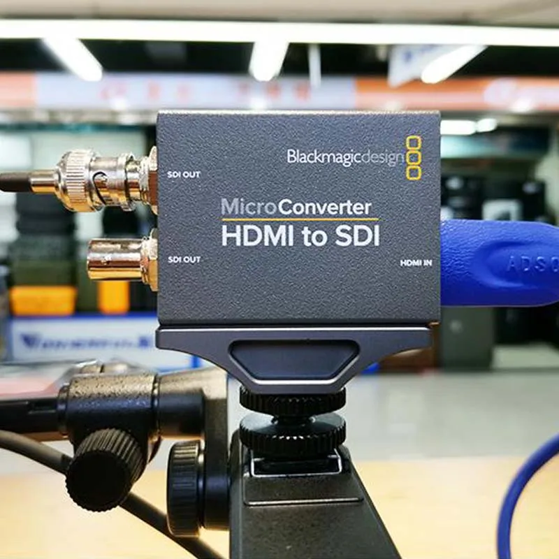 MicroConverter HDMI to SDI Interconversion Box Universal DSLR Camera Hot Shoe Seat BMD Converter Special Base
MicroConverter HDMI to SDI Interconversion Box Universal DSLR Camera Hot Shoe Seat BMD Converter Special Base