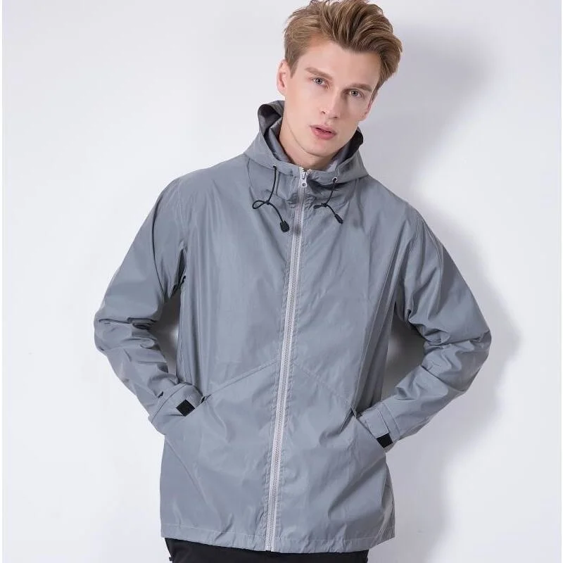 Reflective Dovetail Jackets Men Hip Hop Night Reflect Light Streetwear Hood Jacket Stage Jogging Training Thin Windbreaker Coat
Reflective Dovetail Jackets Men Hip Hop Night Reflect Light Streetwear Hood Jacket Stage Jogging Training Thin Windbreaker Coat