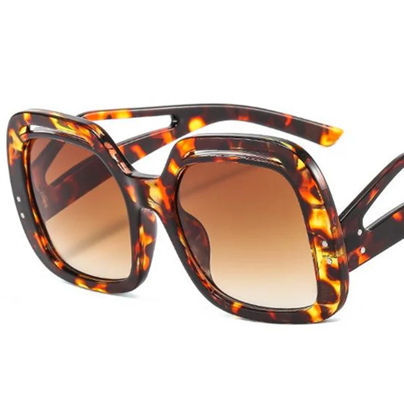 NEW Sunglasses Unisex Rice Nails Sun Glasses Square Anti-UV Spectacles Oversize Frame Eyeglasses Hollow Design Ornamental 
NEW Sunglasses Unisex Rice Nails Sun Glasses Square Anti-UV Spectacles Oversize Frame Eyeglasses Hollow Design Ornamental