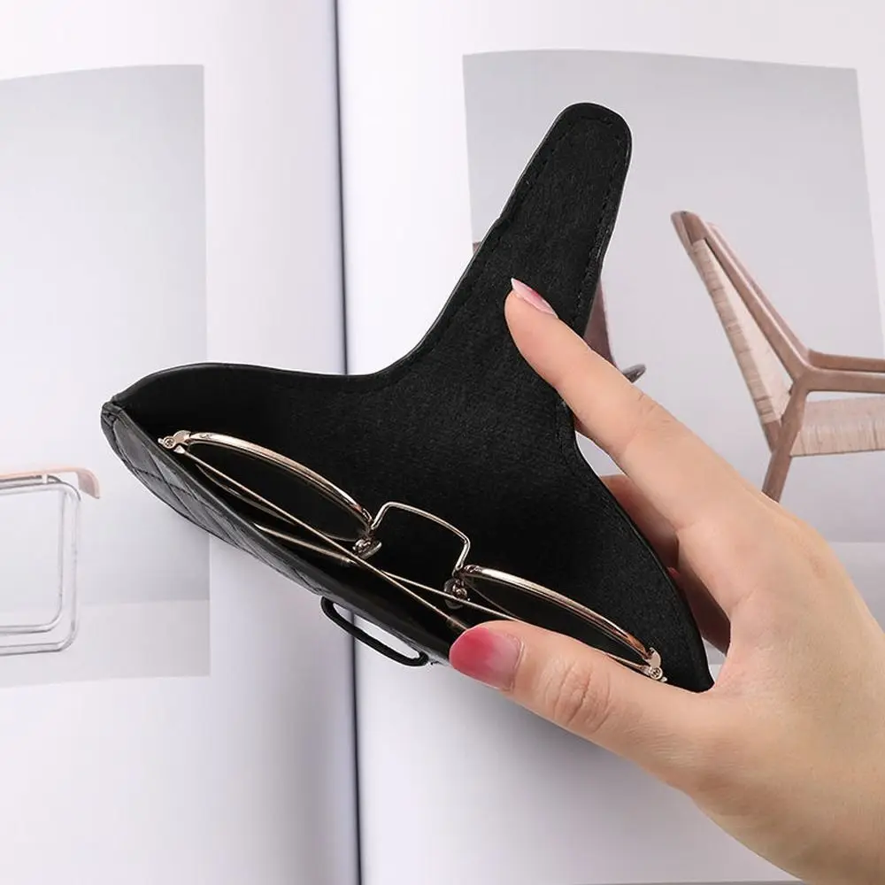 Protector Plaid Glasses Pouch Stripe Waterproof Sunglasses Storage Bag PU Leather Glasses Case Eyeglasses Holder Grid
Protector Plaid Glasses Pouch Stripe Waterproof Sunglasses Storage Bag PU Leather Glasses Case Eyeglasses Holder Grid