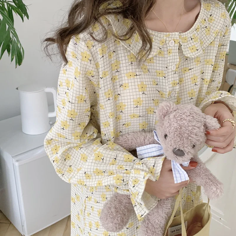 Yellow Flowers Print Autumn Nightgown Women O-Neck Long Sleeve Kawaii Sweet Long Sleepwear Homewear Casual Cotton Cute
Yellow Flowers Print Autumn Nightgown Women O-Neck Long Sleeve Kawaii Sweet Long Sleepwear Homewear Casual Cotton Cute