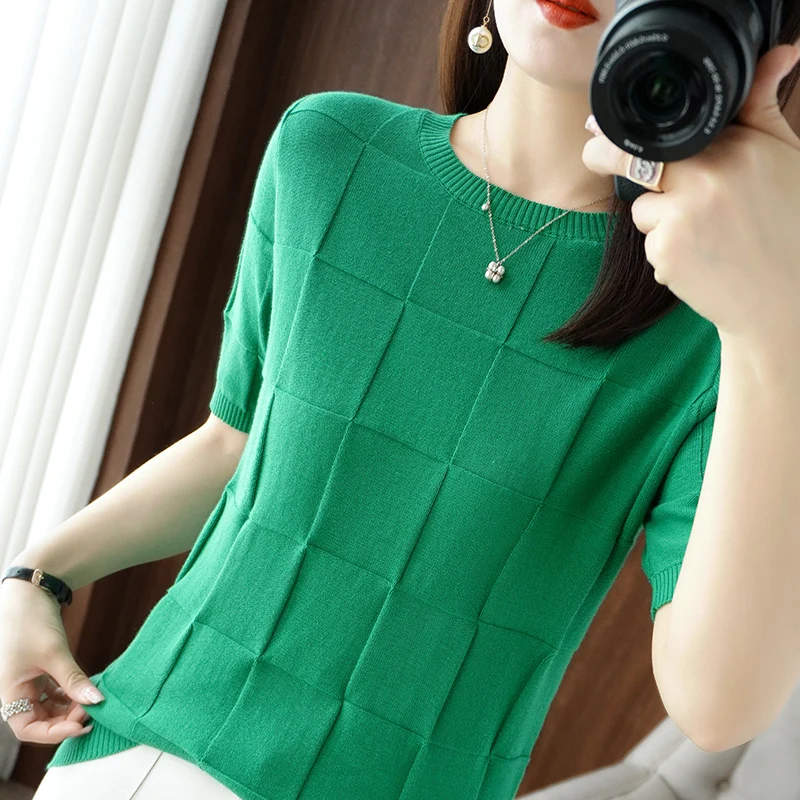 100% cotton short-sleeved women's round neck pullover vest summer new casual plaid top fashion loose
100% cotton short-sleeved women's round neck pullover vest summer new casual plaid top fashion loose