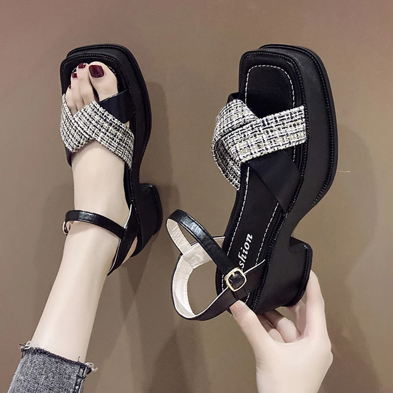 Rimocy Square Toe Platform Sandals Women Cross Strap Chunky Heels Sandalias Mujer Summer Outdoor Thick Bottom Beach Shoes Ladies
Rimocy Square Toe Platform Sandals Women Cross Strap Chunky Heels Sandalias Mujer Summer Outdoor Thick Bottom Beach Shoes Ladies