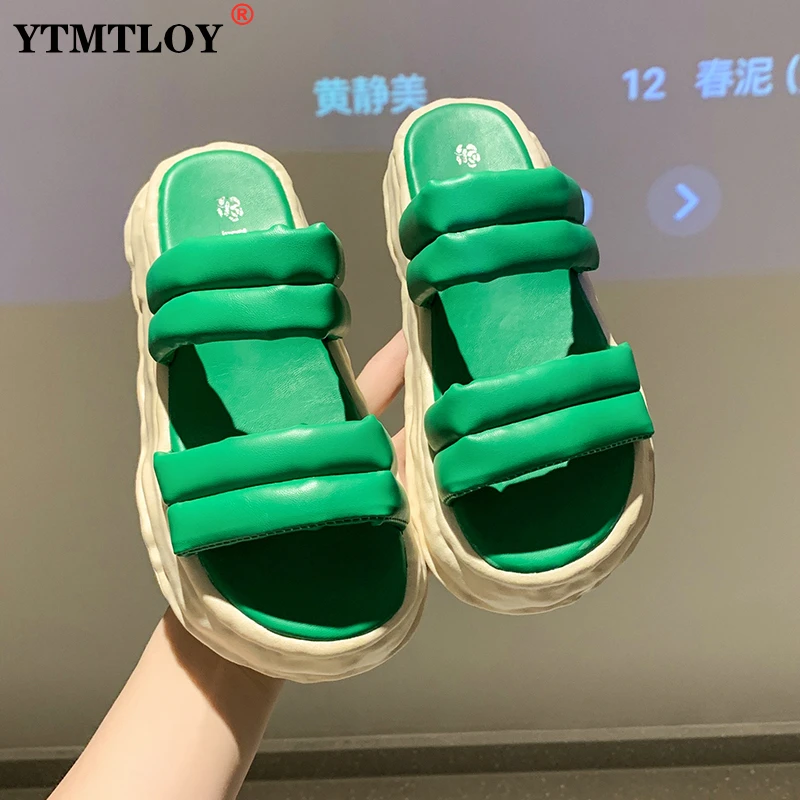 Shoes Women Female Slippers Slides Low Platform Fashion Candy Colors Soft 2022 Flat Luxury Rubber Rome Concise PU Basic Casual
Shoes Women Female Slippers Slides Low Platform Fashion Candy Colors Soft 2022 Flat Luxury Rubber Rome Concise PU Basic Casual