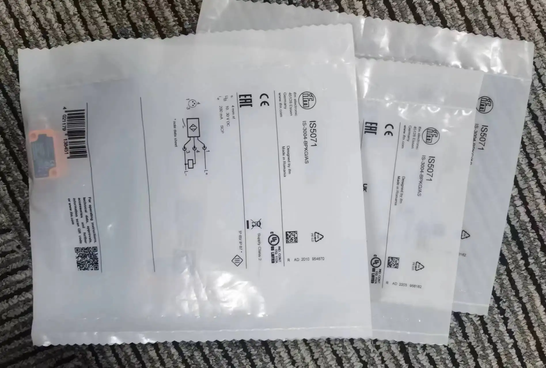 Новый Индуктивный бесконтактный переключатель IFM IS5045 IS5071 IS5001 IS5035
Новый Индуктивный бесконтактный переключатель IFM IS5045 IS5071 IS5001 IS5035