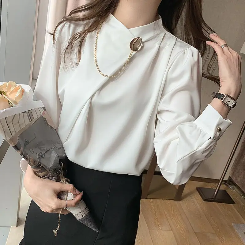 Autumn Korean Irregular Solid Color Satin O-neck Long Sleeve Blouse Women Clothes Temperament Chain Chiffon Shirts Ladies Tops
Autumn Korean Irregular Solid Color Satin O-neck Long Sleeve Blouse Women Clothes Temperament Chain Chiffon Shirts Ladies Tops