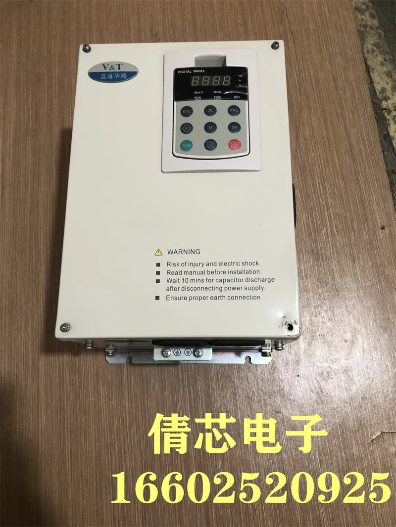 1 шт., новый и качественный преобразователь частоты, E5-H-4T15G 15 кВт, 380 В 
1 шт., новый и качественный преобразователь частоты, E5-H-4T15G 15 кВт, 380 В