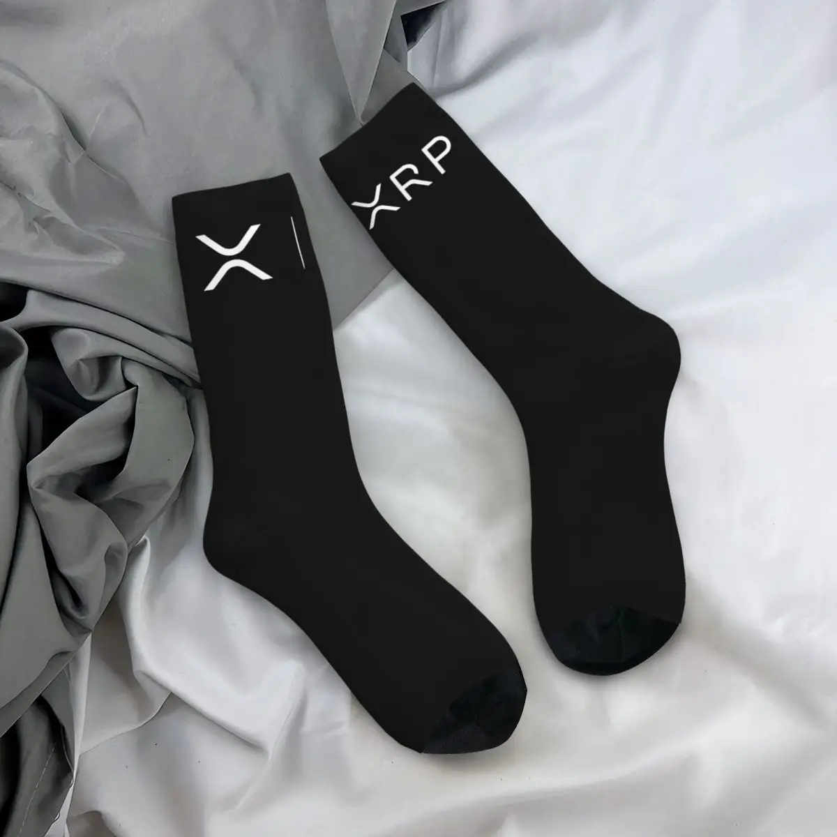 Xrp криптовалюты с волнистыми краями по бокам, мужские и женские модные носки из полиэстера, носки средней длины на весну, осень и зиму, подарки
Xrp криптовалюты с волнистыми краями по бокам, мужские и женские модные носки из полиэстера, носки средней длины на весну, осень и зиму, подарки