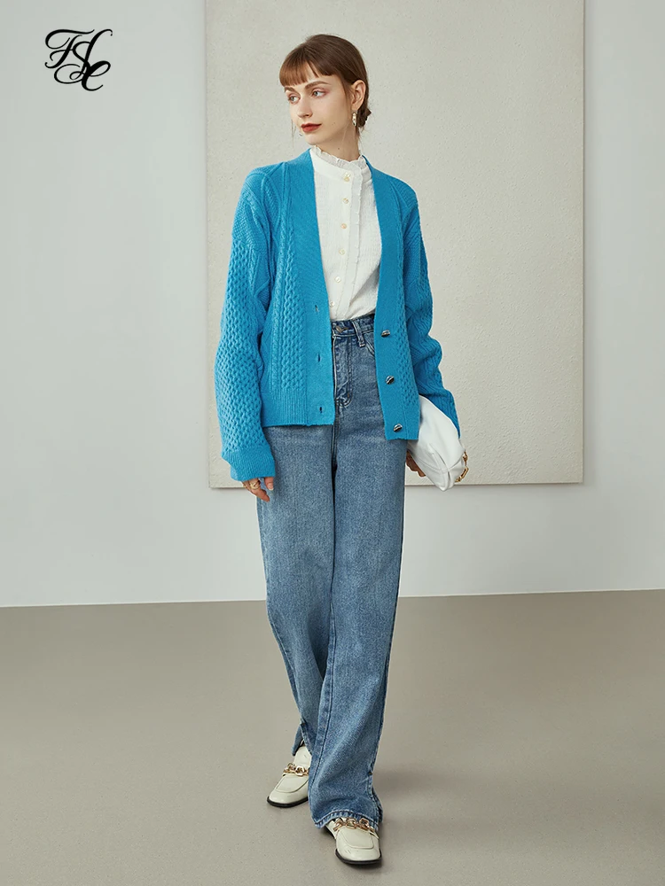 FANSILANEN Women's Winter Blue Three-dimensional Cable Cardigan Knitted Jackets Simple Outer V-neck Thicken Sweater Cardigans
FANSILANEN Women's Winter Blue Three-dimensional Cable Cardigan Knitted Jackets Simple Outer V-neck Thicken Sweater Cardigans