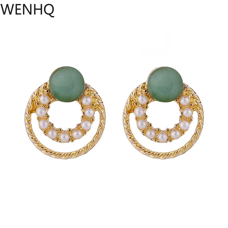 

WENHQ New Gold Color Pearl Circle Stud Clip on Earrings for Women's Statement Invisible Cuff Earrings Mosquito Coil Ear Clip