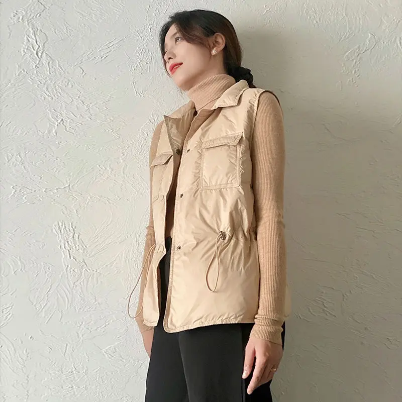 Autumn Woman Sleeveless Jacket Vest Overcoat Female White Duck Down Waistcoat Coat Ladies Warm Clothing Puffer Vest Jackets G447
Autumn Woman Sleeveless Jacket Vest Overcoat Female White Duck Down Waistcoat Coat Ladies Warm Clothing Puffer Vest Jackets G447
