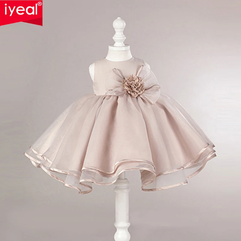 Платье принцессы IYEAL с цветами для девочек, Модное бальное платье для девочек, костюм для выступления на сцене
Платье принцессы IYEAL с цветами для девочек, Модное бальное платье для девочек, костюм для выступления на сцене