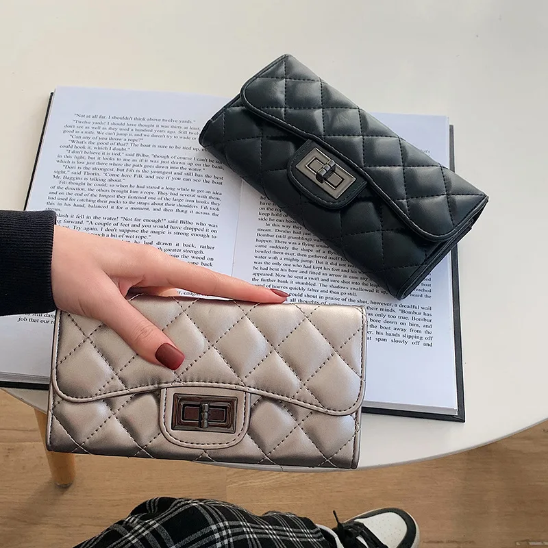 New Design Women Wallets Fashion Long Phone Purse Luxury Genuine Leather Ladies Card Holder Stripe Wallet
New Design Women Wallets Fashion Long Phone Purse Luxury Genuine Leather Ladies Card Holder Stripe Wallet
