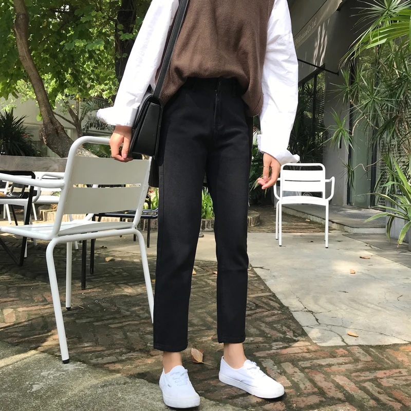 N2334 The new Korean version of the high-waisted slim straight nine-point pants loose all-match jeans
N2334 The new Korean version of the high-waisted slim straight nine-point pants loose all-match jeans