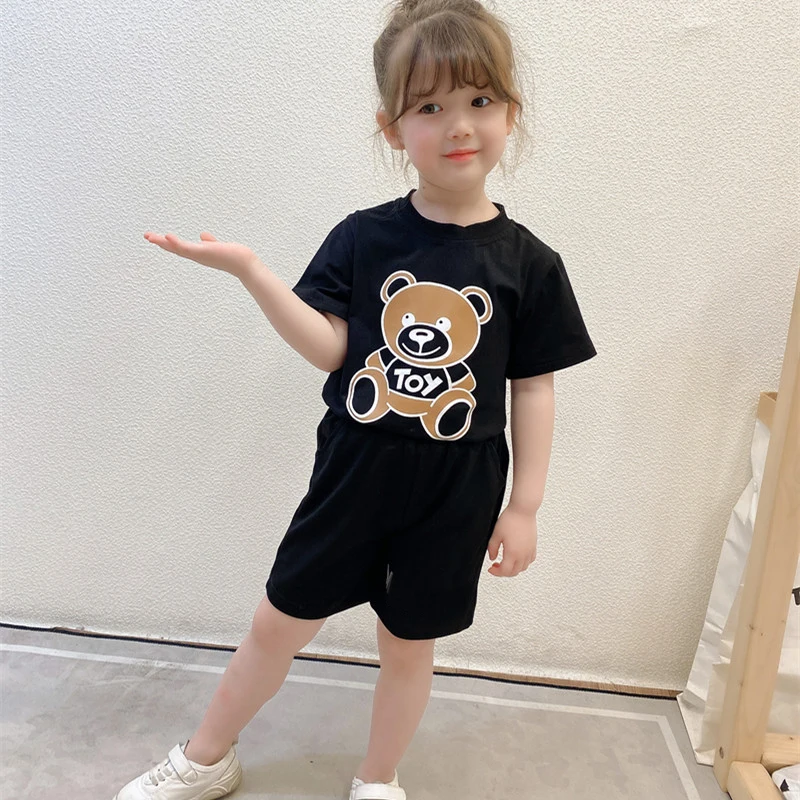 New summer fashion kids boys girls clothes letters cartoon style cotton embroidery short sleeve T-shirt and pants suit 
New summer fashion kids boys girls clothes letters cartoon style cotton embroidery short sleeve T-shirt and pants suit