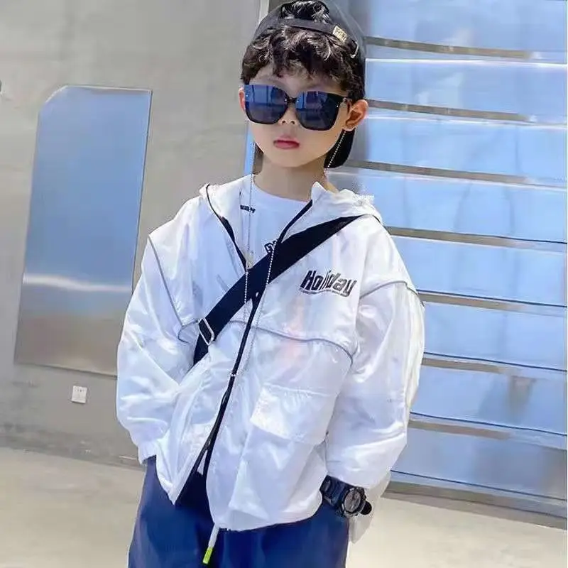 Children's Jacket Summer Sunscreen Lightweight Breathable Sunscreen Coat Clothing Versatile Boys New Children's
Children's Jacket Summer Sunscreen Lightweight Breathable Sunscreen Coat Clothing Versatile Boys New Children's