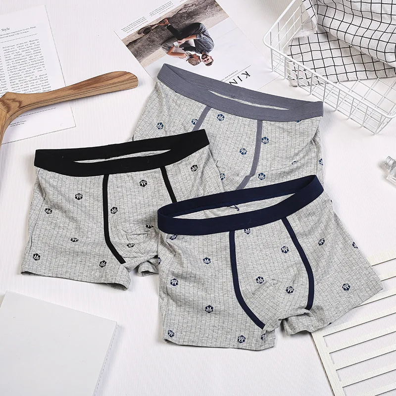 New stylish comfortable men's panties mid-rise grey cotton striped lettering breathable shorts cotton boxers 
New stylish comfortable men's panties mid-rise grey cotton striped lettering breathable shorts cotton boxers