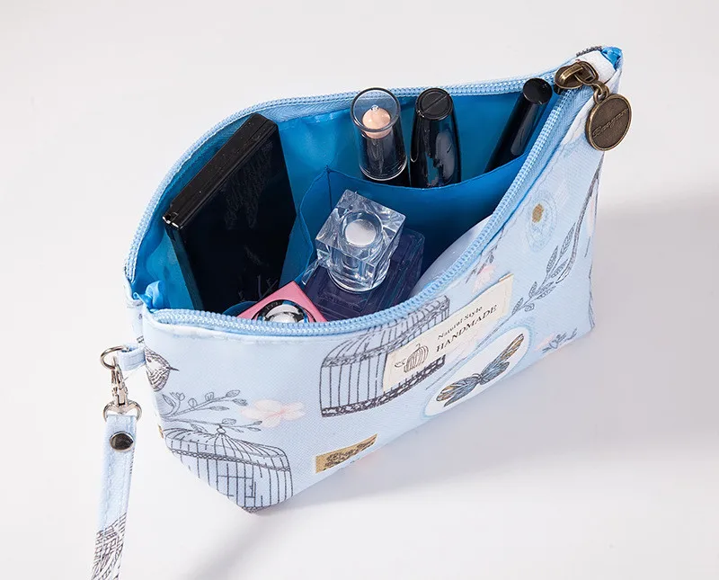 Roomy Cosmetic Bag Fashion Women Makeup Bags Waterproof Cosmetics Bag For Travel Lady Tote Washing Toiletry Pouch Bags 
Roomy Cosmetic Bag Fashion Women Makeup Bags Waterproof Cosmetics Bag For Travel Lady Tote Washing Toiletry Pouch Bags