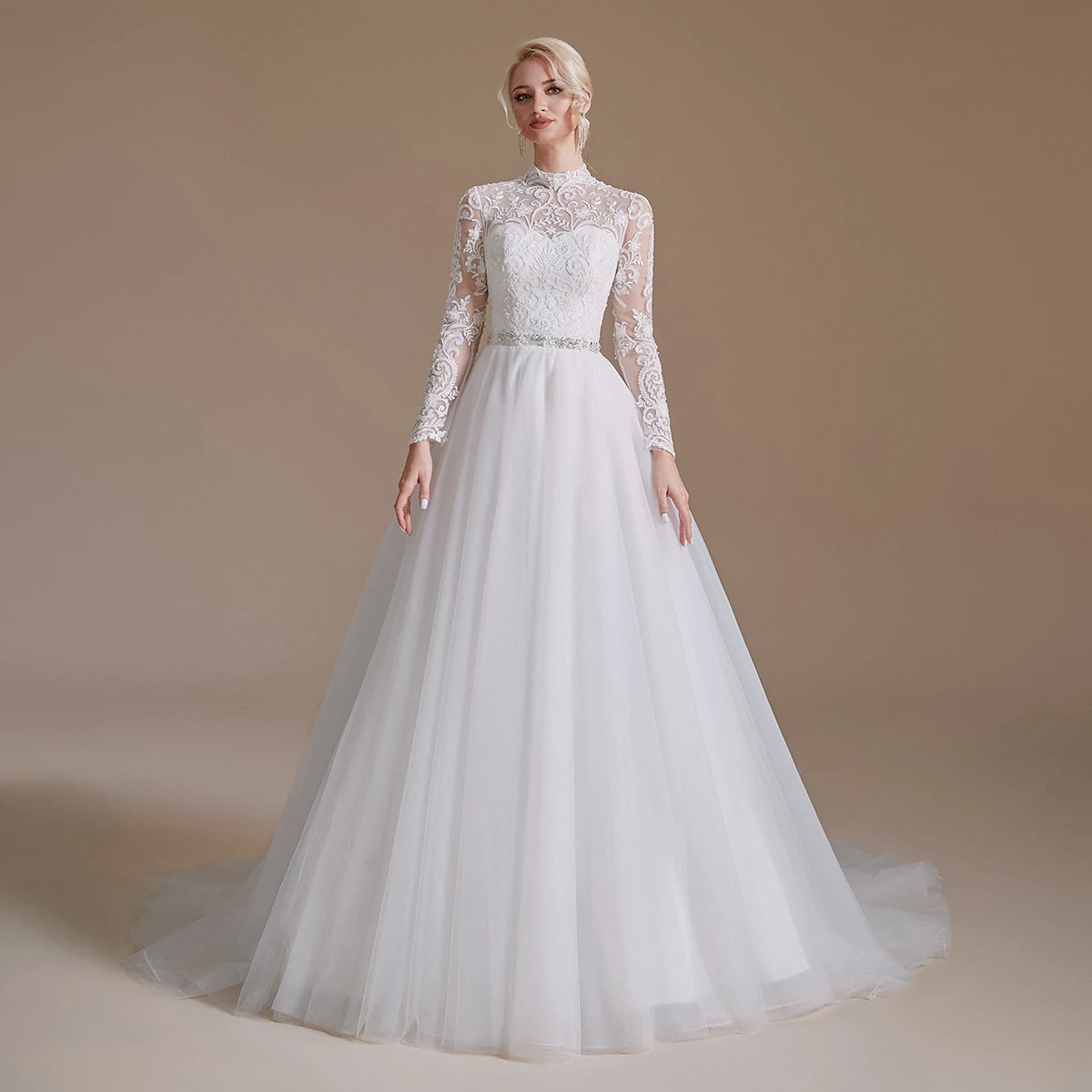 Long Sleeve Ball Gown Wedding Dress High Neck Sheer Lace Beaded Tulle Bridal Dresses Ballkleider Custom Made Vestido De Novia
Long Sleeve Ball Gown Wedding Dress High Neck Sheer Lace Beaded Tulle Bridal Dresses Ballkleider Custom Made Vestido De Novia