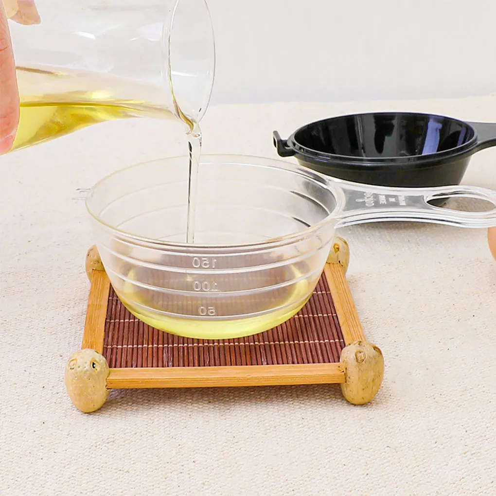 Ручная кухонная посуда Sifter, многоразовое сито, моющаяся кухонная посуда, бытовая мерная чашка, случайный цвет для ресторана 
Ручная кухонная посуда Sifter, многоразовое сито, моющаяся кухонная посуда, бытовая мерная чашка, случайный цвет для ресторана