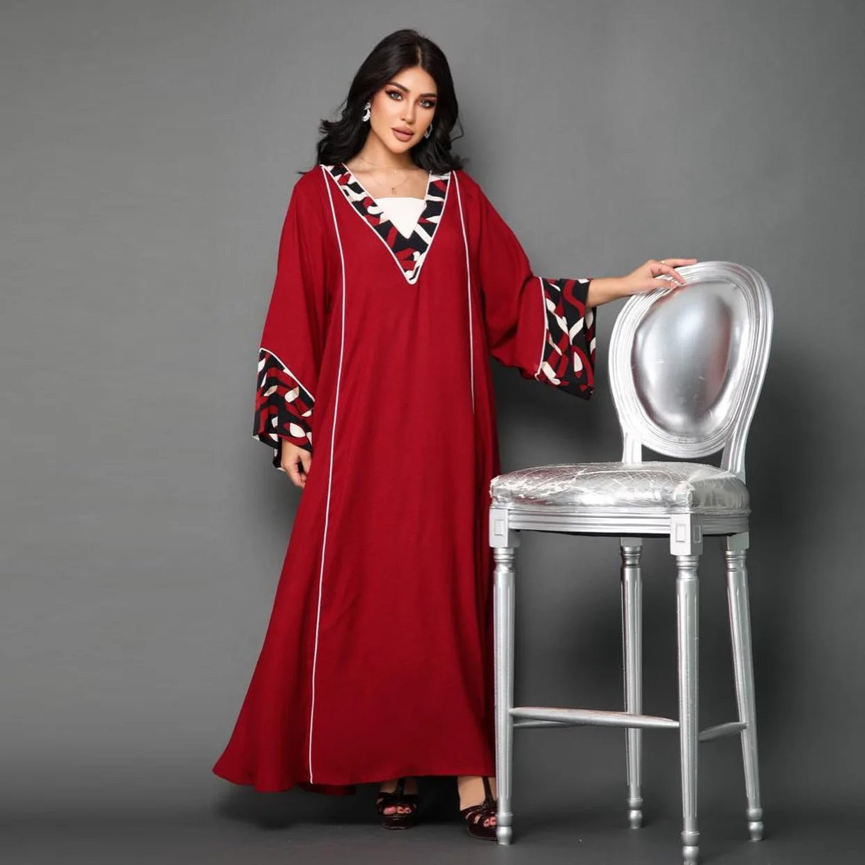 Женское платье для молитвы Рамадан Eid Red Abaya с большим подолом и V-образным вырезом, женское платье с геометрической отделкой, мусульманский кафтан, Саудовская Аравия, кафтан
Женское платье для молитвы Рамадан Eid Red Abaya с большим подолом и V-образным вырезом, женское платье с геометрической отделкой, мусульманский кафтан, Саудовская Аравия, кафтан