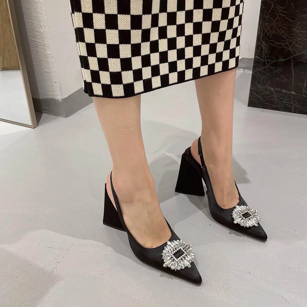 Luxury Sandals Woman Summer 2022 High Heels Thick Sole Fashion Platform Shoes Straps Women Shoe Women's
Luxury Sandals Woman Summer 2022 High Heels Thick Sole Fashion Platform Shoes Straps Women Shoe Women's
